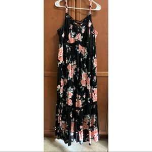 TORRID SZ1 Floral Maxi Dress